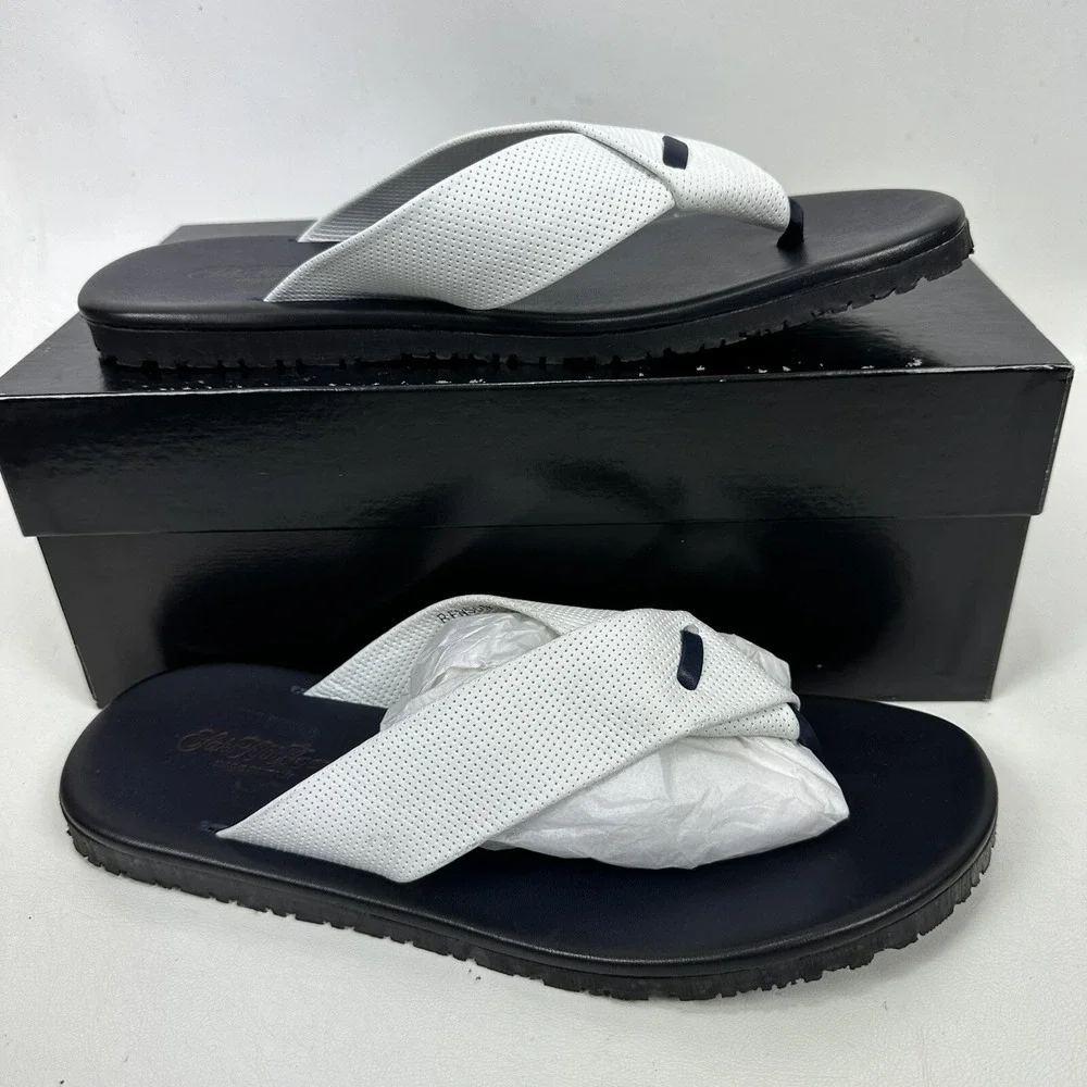 Saks Fifth Avenue thong sandals flip-flops Benson men's size 10 white‎ black